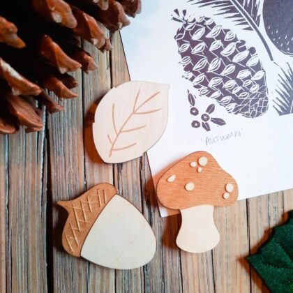Autumn lino print flat lay detail